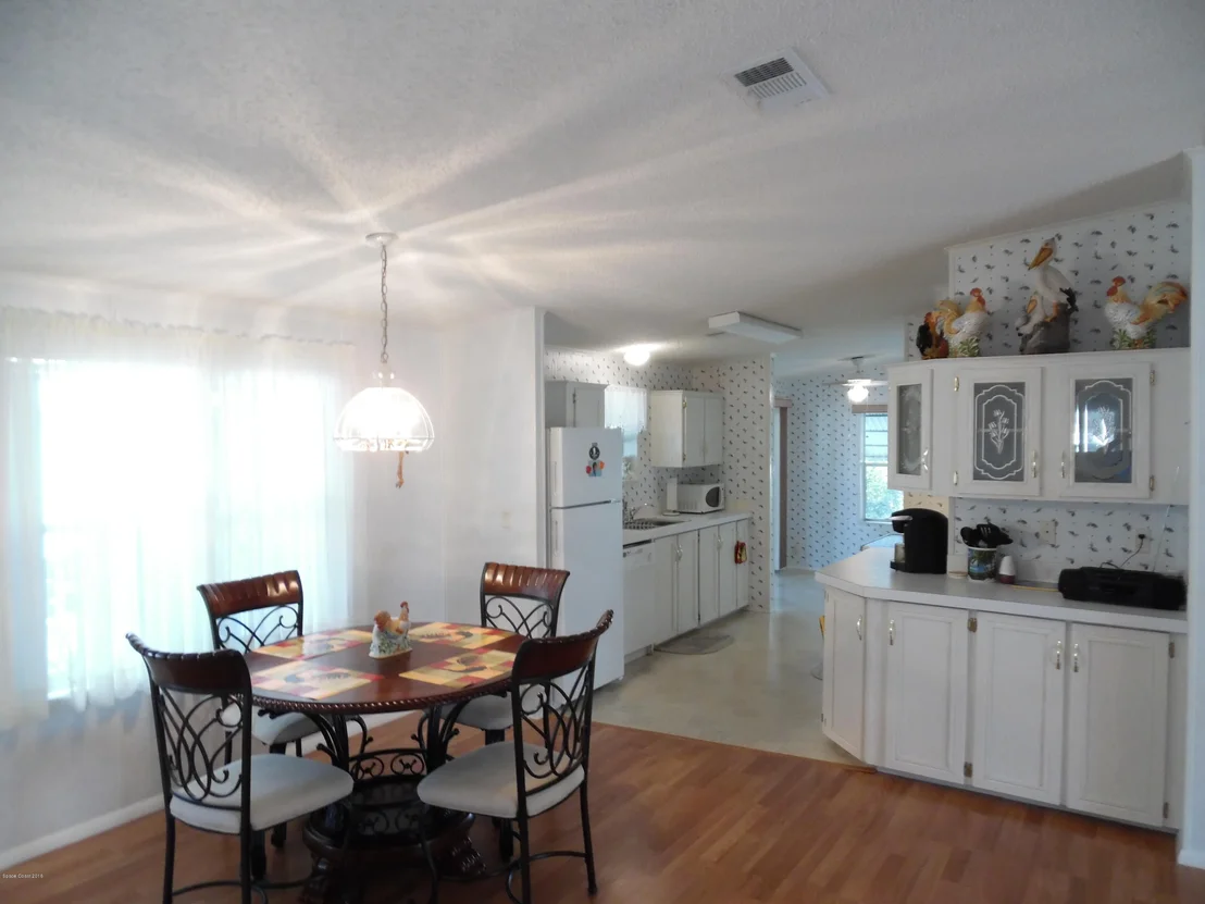 Photo of 7555 Blackhawk Road