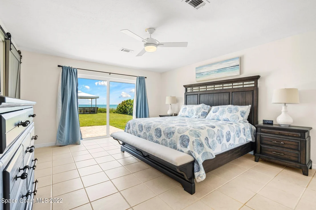 Photo of 1885 N Highway A1a