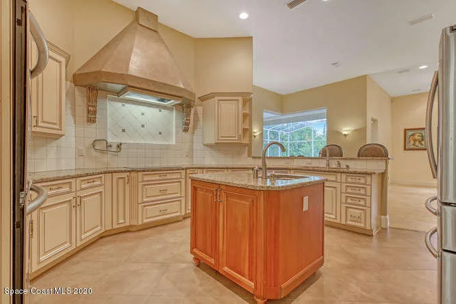 Photo of 902 Nelson Drive