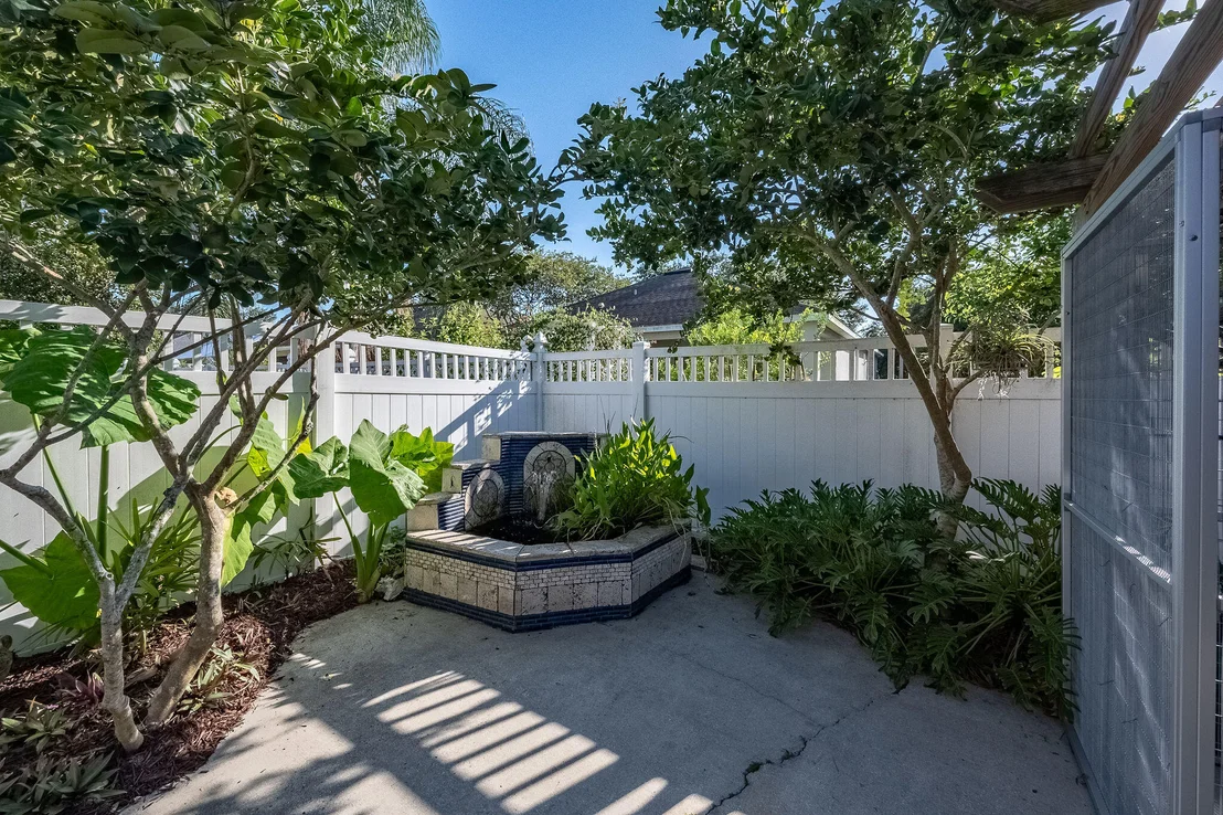 Photo of 392 Waterside Circle