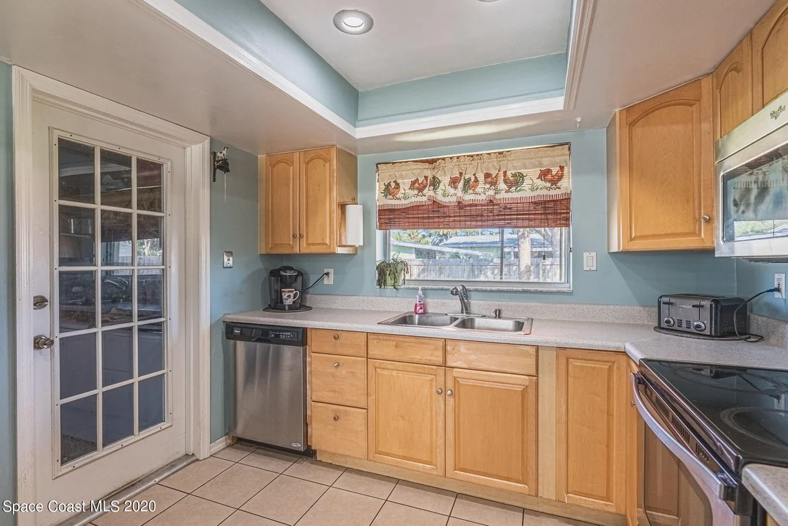 Photo of 337 Gemini Drive