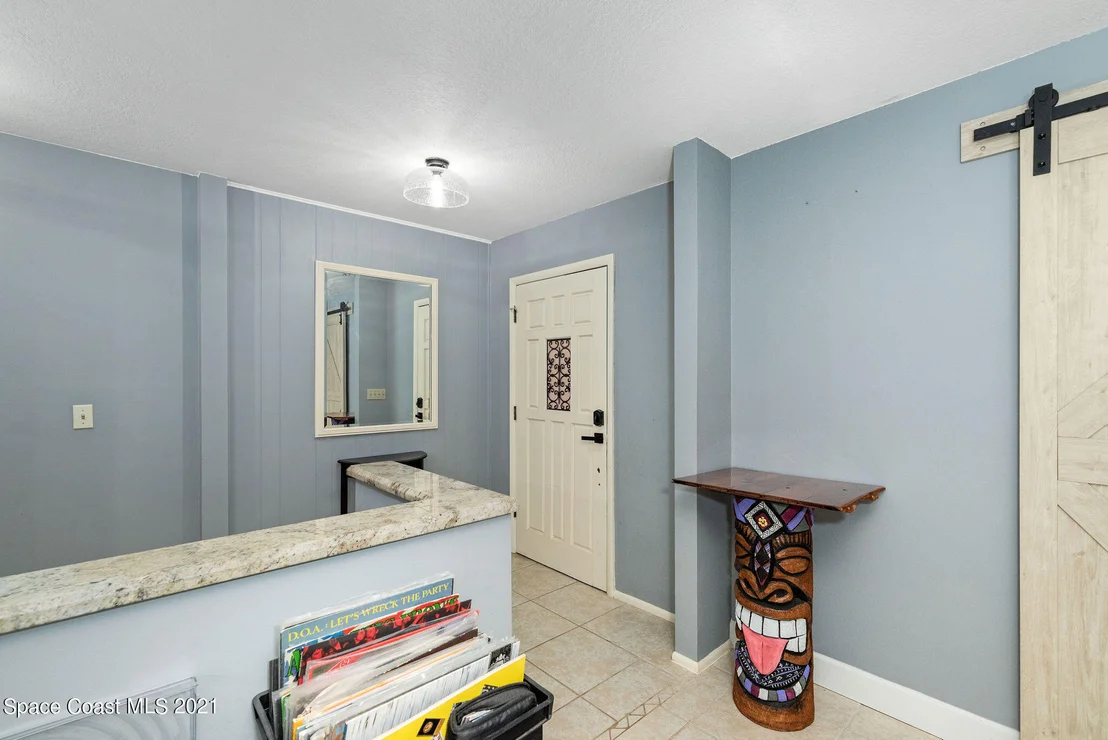 Photo of 211 Melbourne Avenue