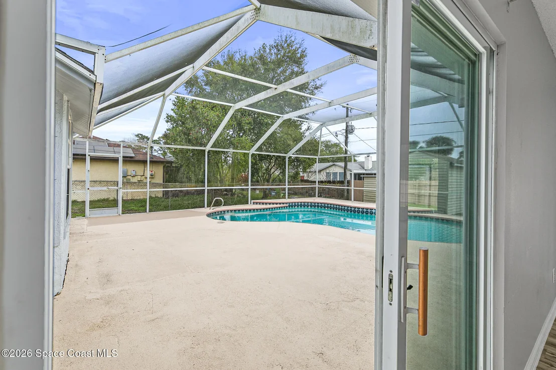 Photo of 220 Lanack Road SE