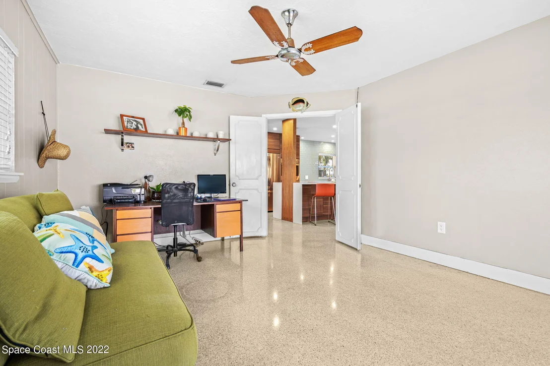 Photo of 518 Pine Tree Drive