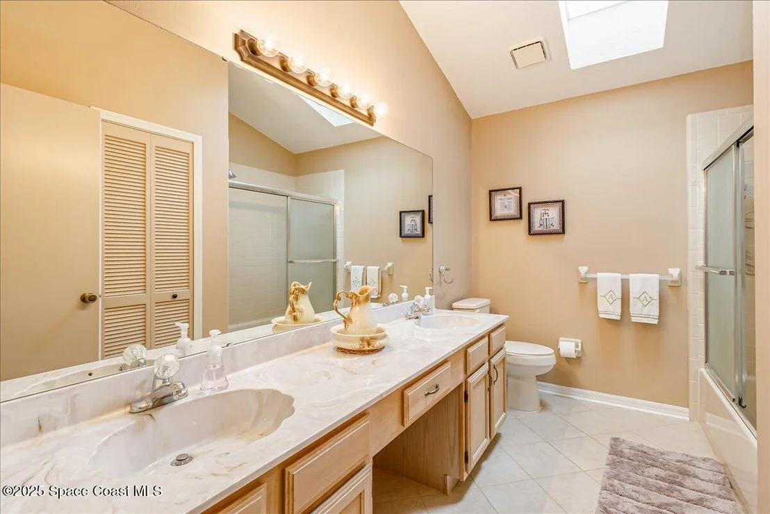 Photo of 1062 South Fork Circle