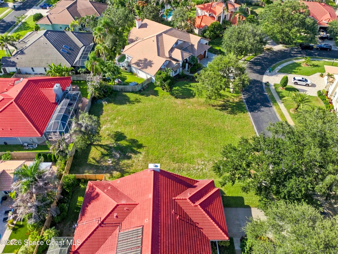 Photo of 565 Newport Drive