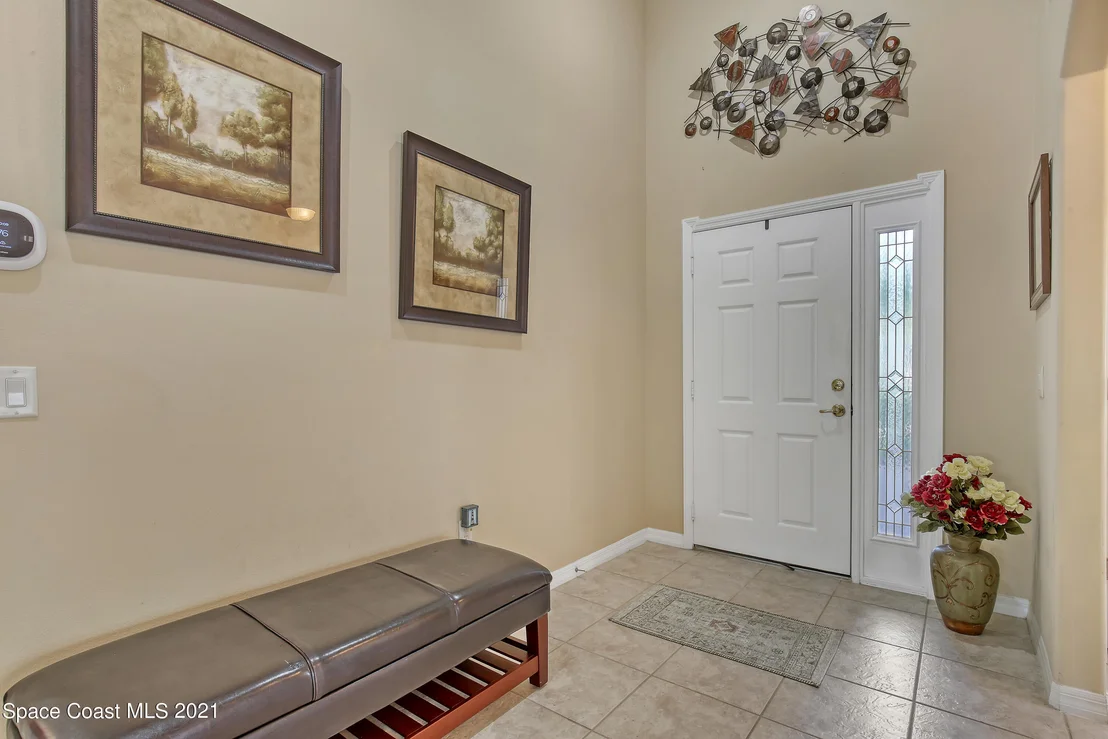 Photo of 6915 Renshaw Drive