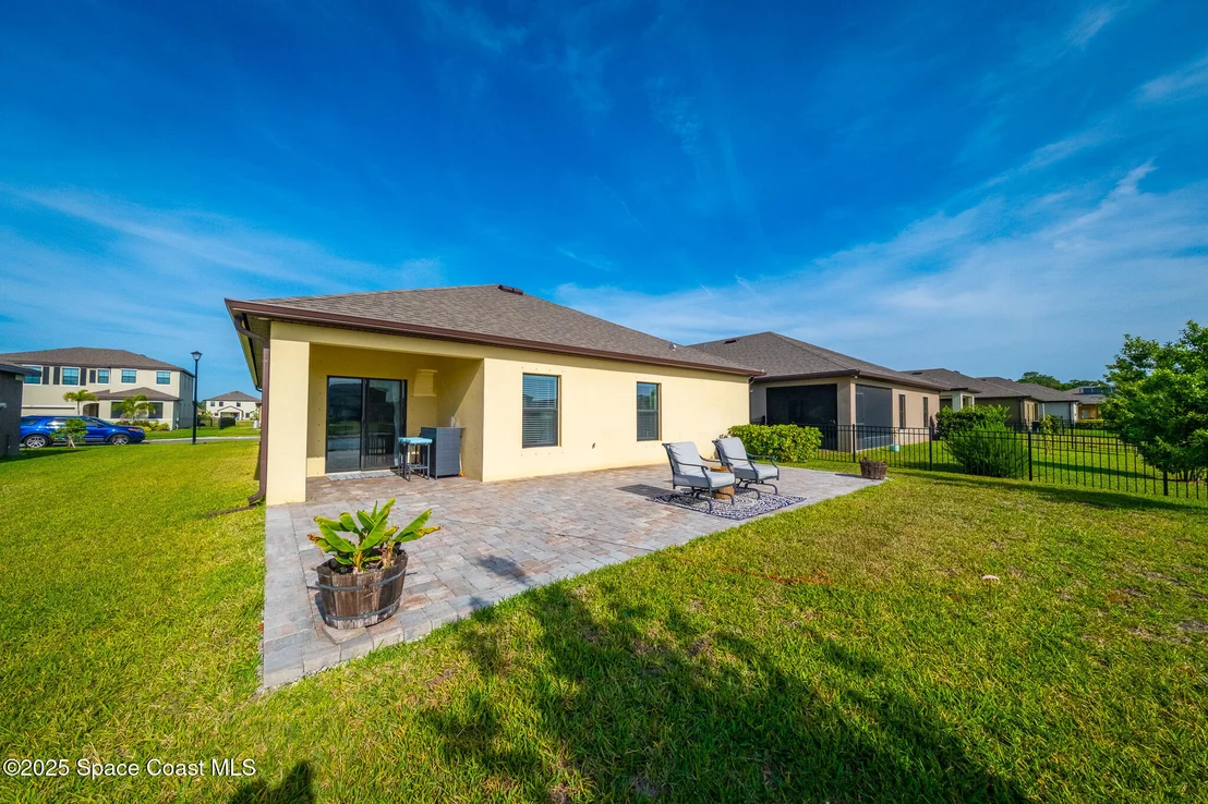 Photo of 289 Wiregrass Avenue