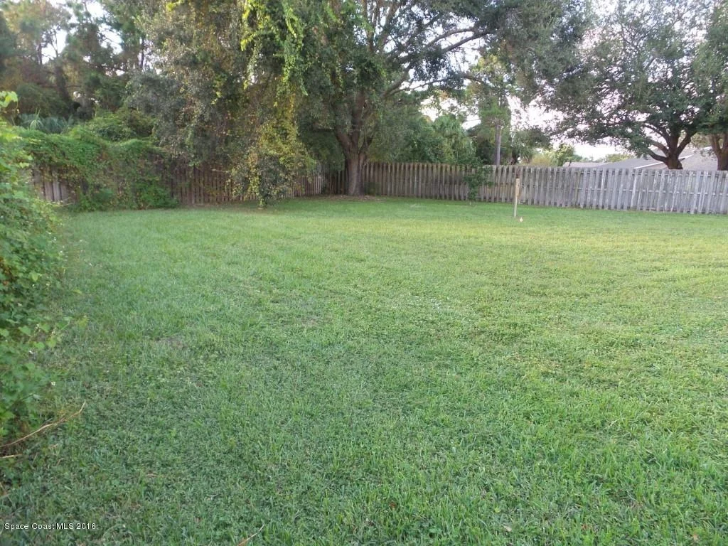 Photo of 854 Tiffany Place
