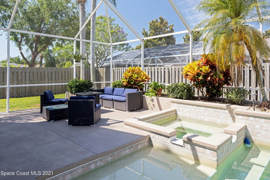 Photo of 6006 Newbury Circle