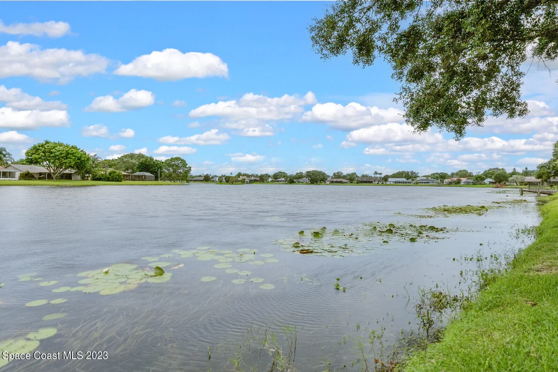 Photo of 401 Crystal Lake Drive