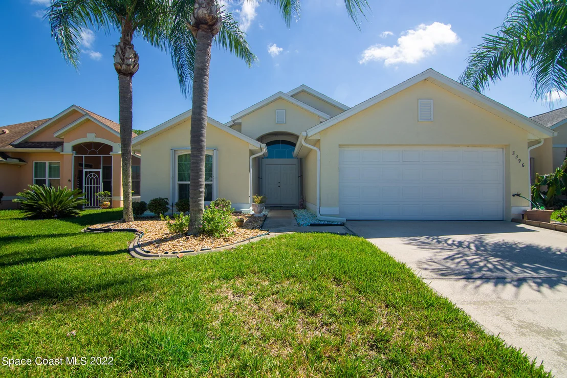 Photo of 2396 Addington Circle