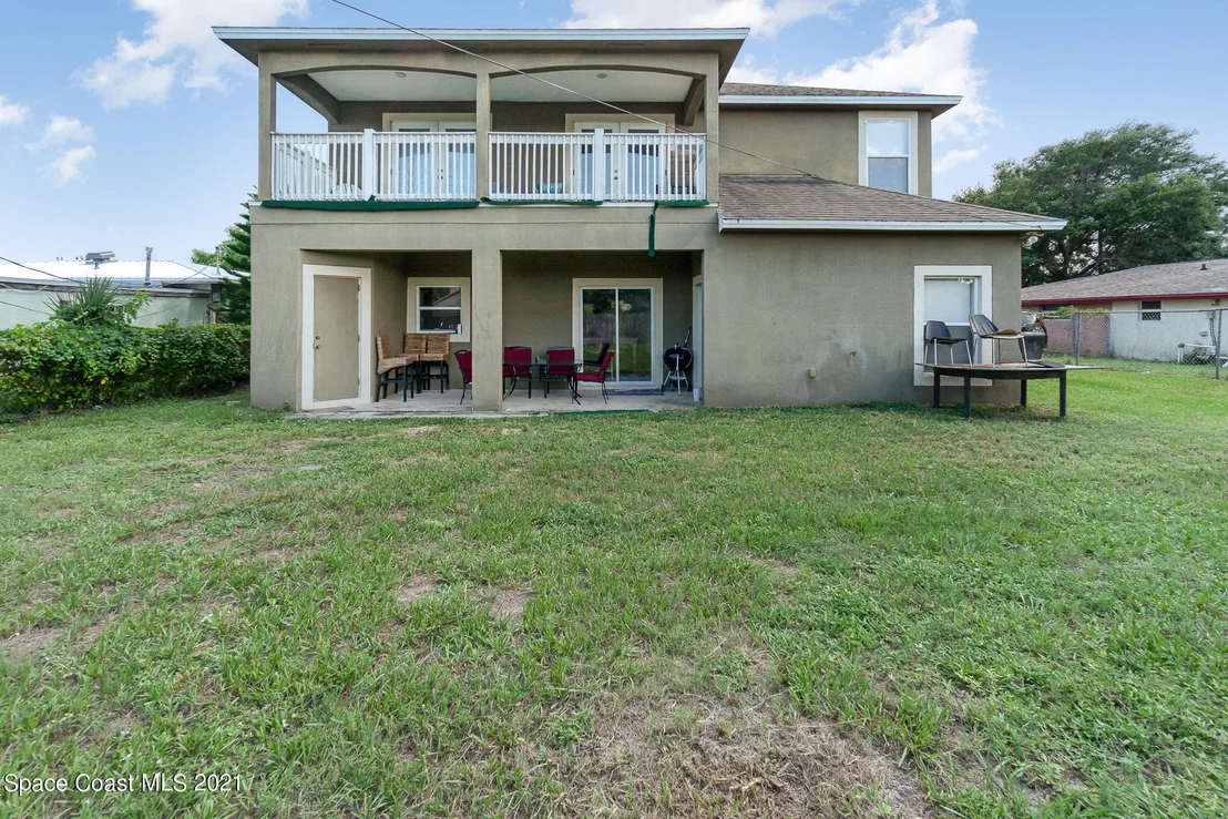 Photo of 2246 Warwick Road