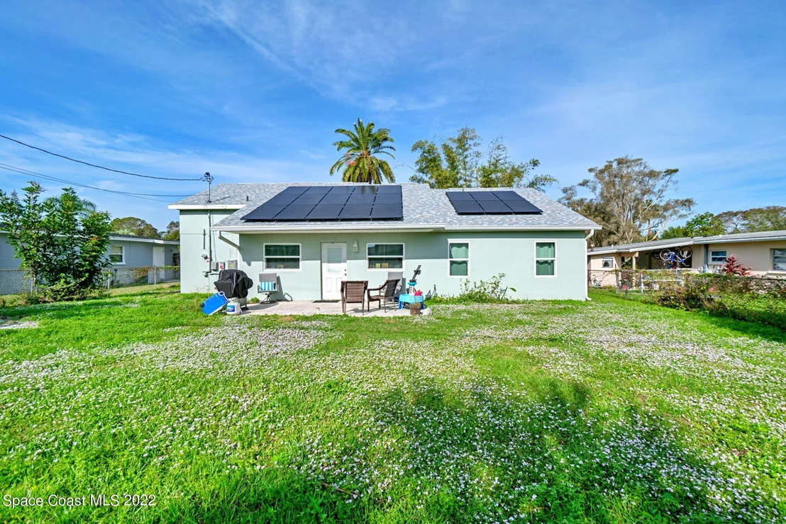 Photo of 2263 Saint Dunston Lane