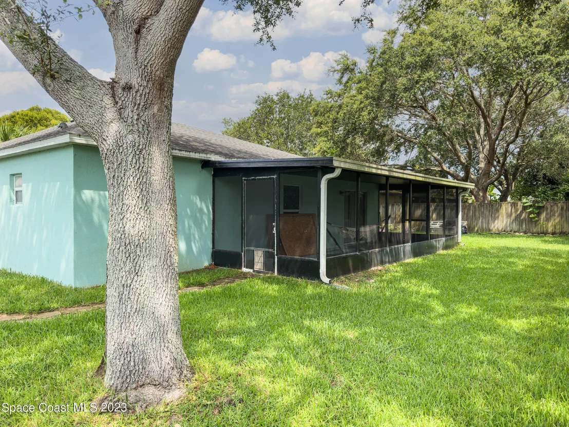Photo of 2001 Sierra Street