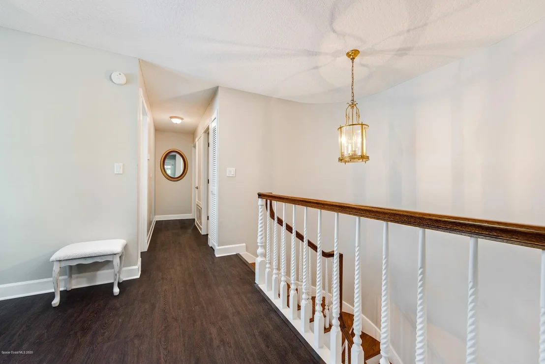 Photo of 637 Woodbridge Drive