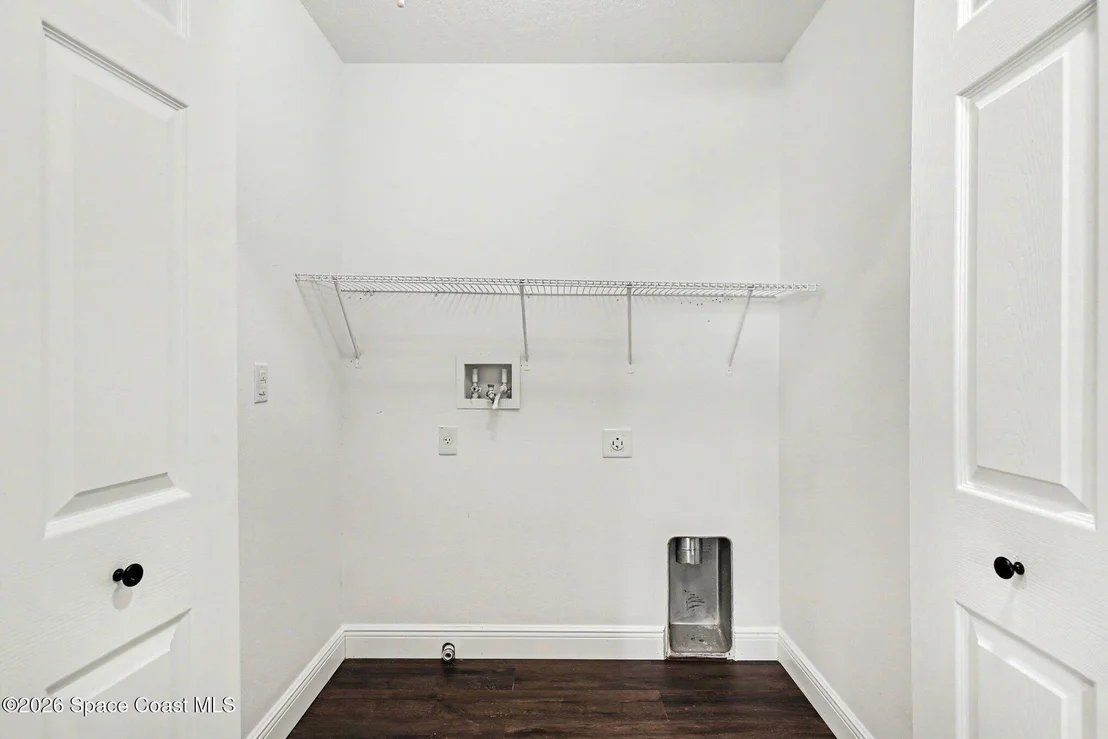 Photo of 2030 Bridgeport Circle