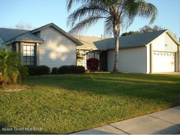 Photo of 2553 Longwood Boulevard