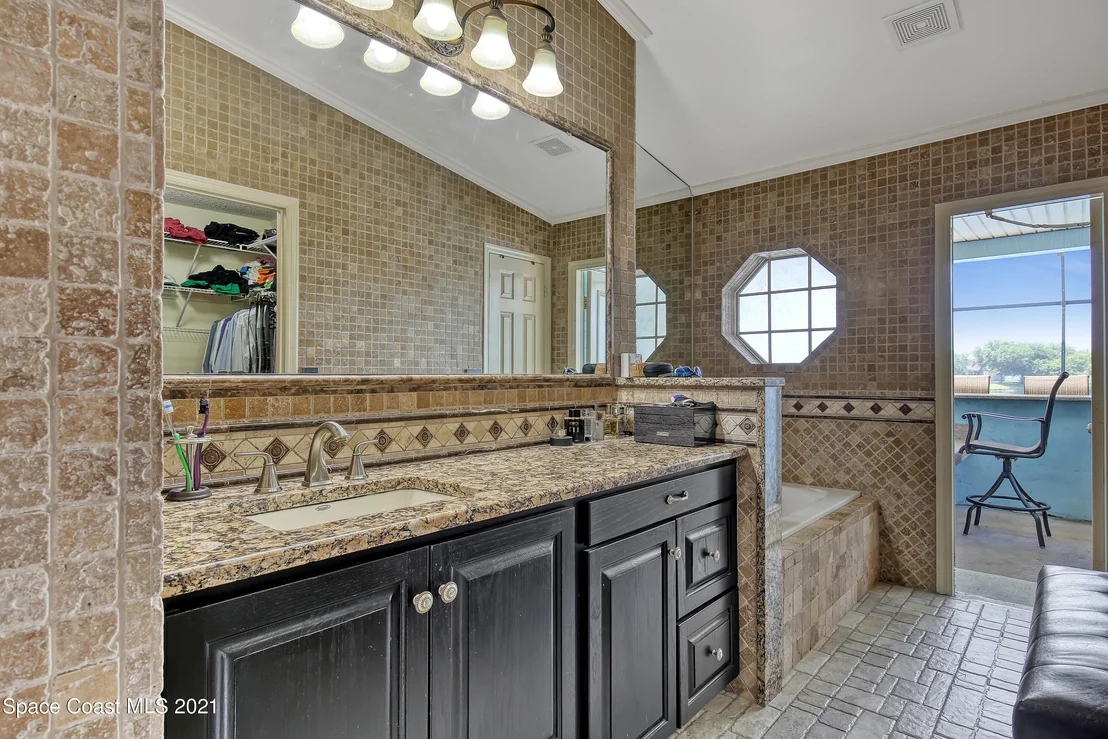 Photo of 4617 Four Lakes Drive