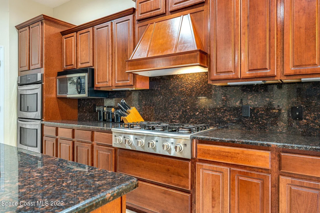 Photo of 1358 Centennial Way