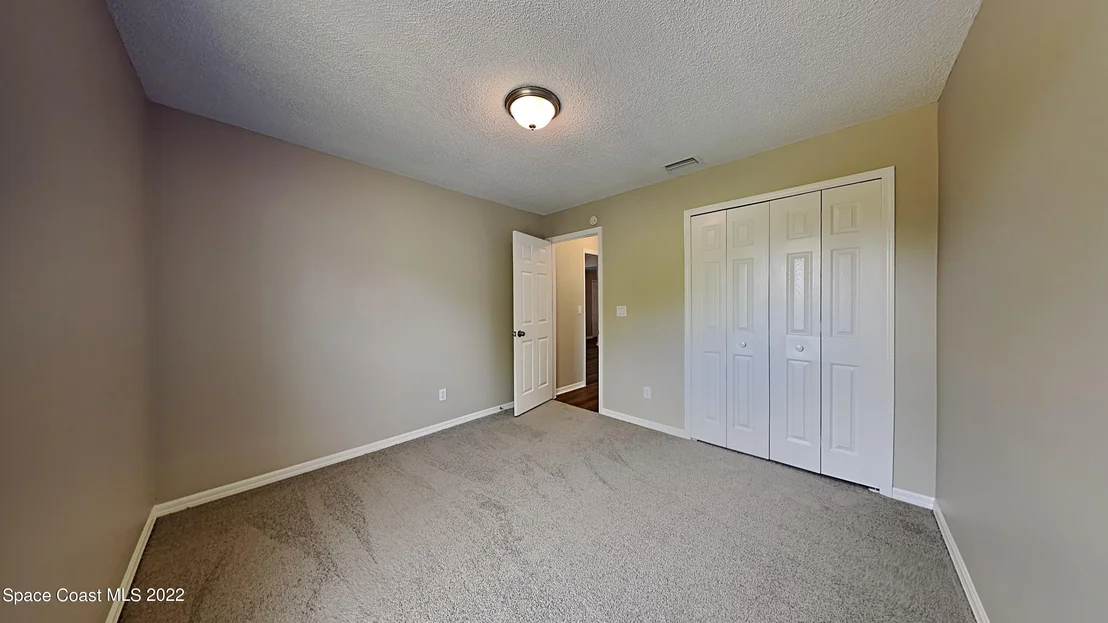 Photo of 4906 Buttonwood Drive