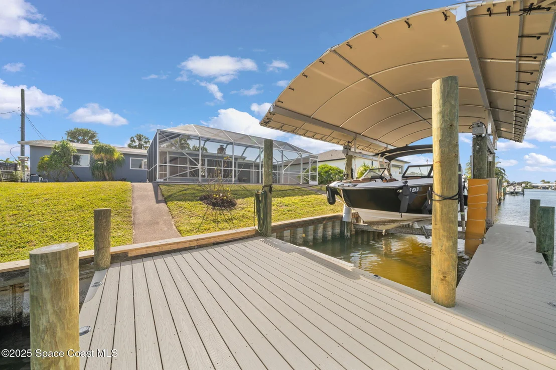 Photo of 431 Sandpiper Drive