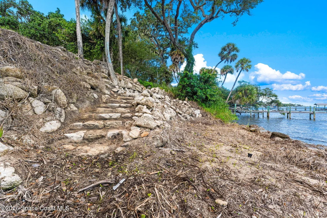 Photo of 1001 N Indian River Drive