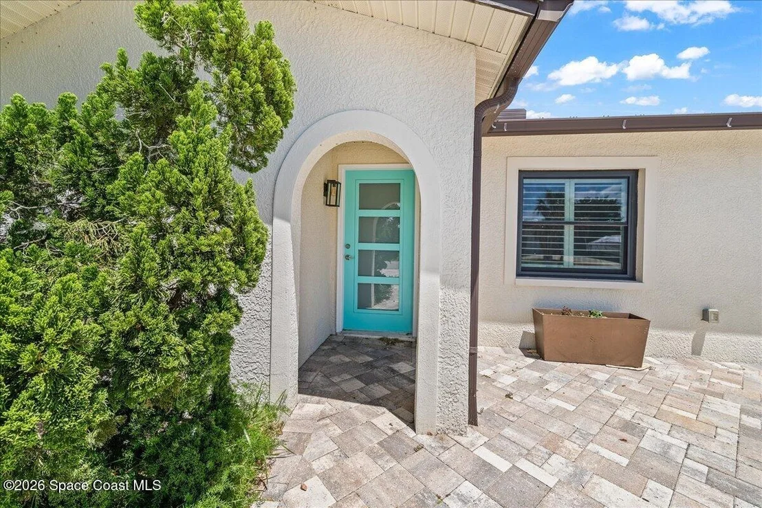 Photo of 2320 Abalone Avenue