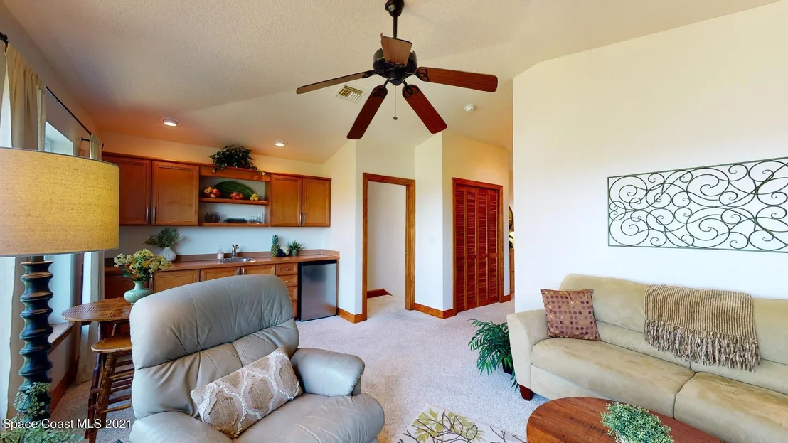 Photo of 400 Bay Point Drive