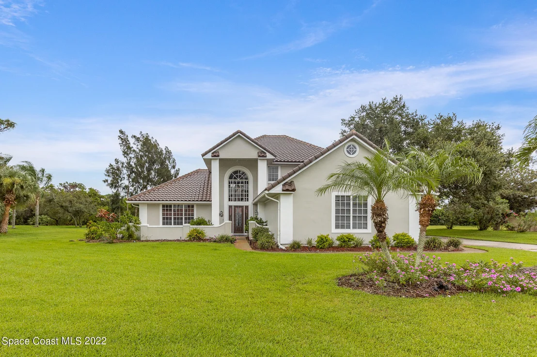 Photo of 733 Oak Park Drive
