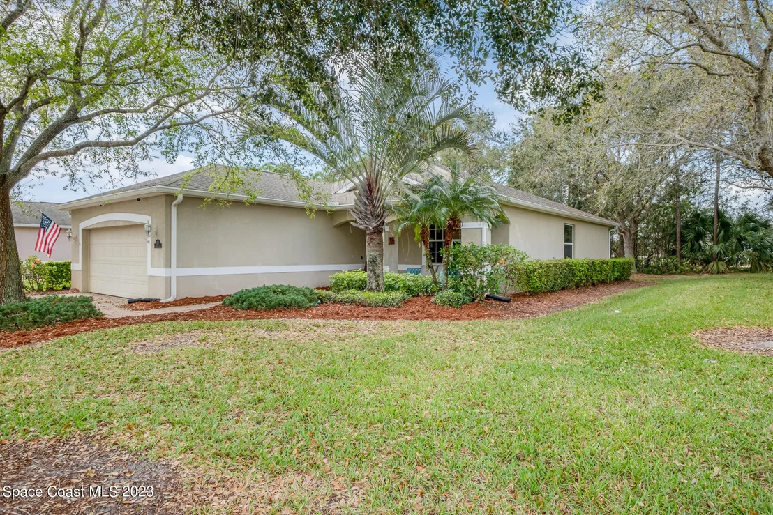 Photo of 577 Gardendale Circle SE