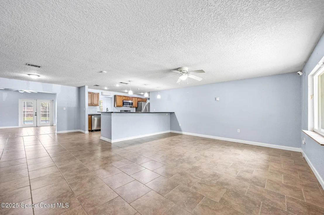 Photo of 872 Bartel Court