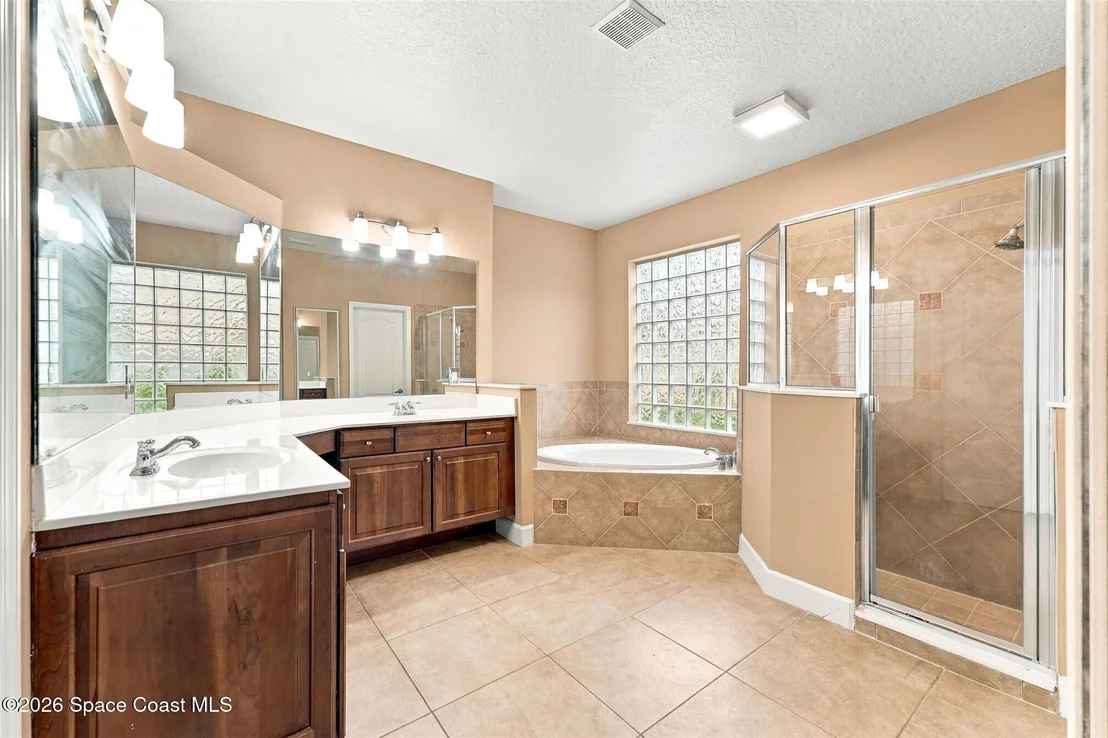 Photo of 1329 Tipperary Drive