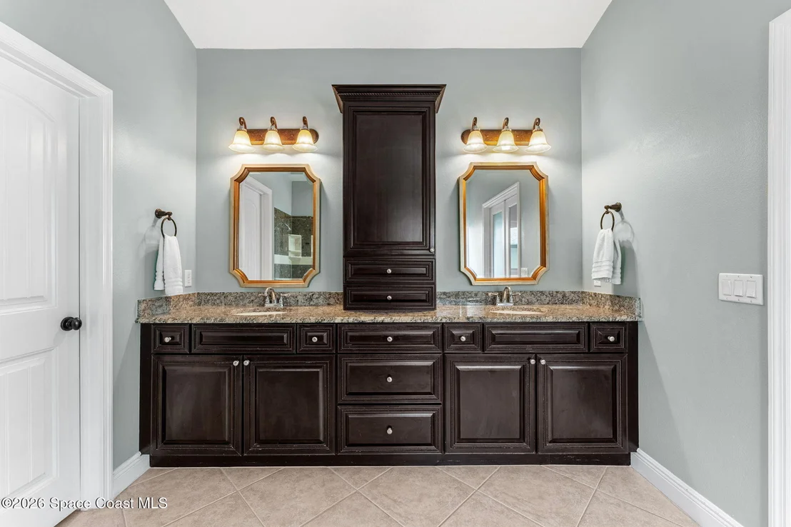 Photo of 4035 Waterloo Place