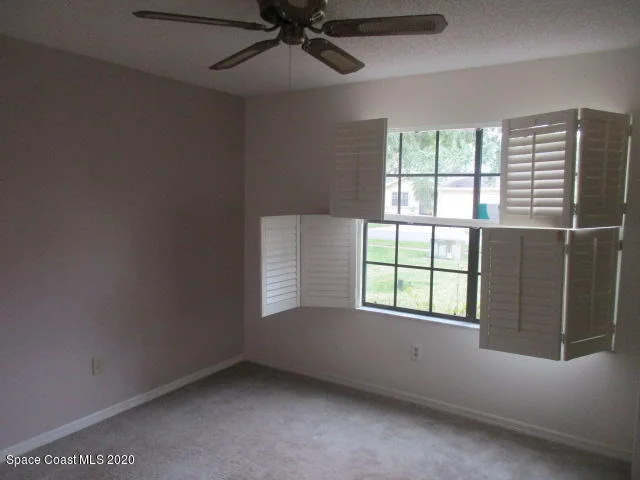 Photo of 6927 Hammock Lakes Drive