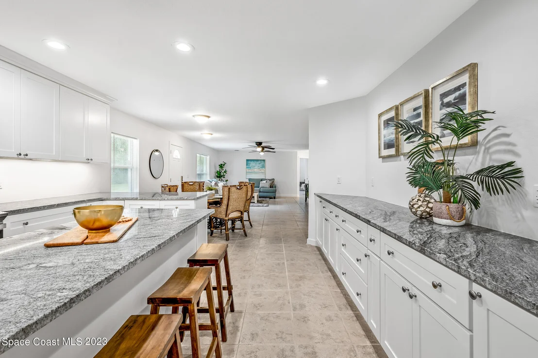 Photo of 472 Gray Road
