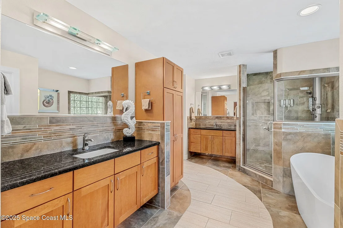 Photo of 561 Capri Road