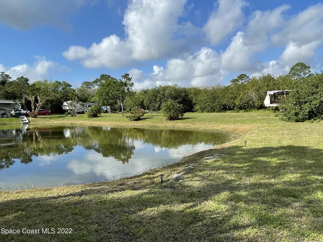 Photo of 2550 Grant Road