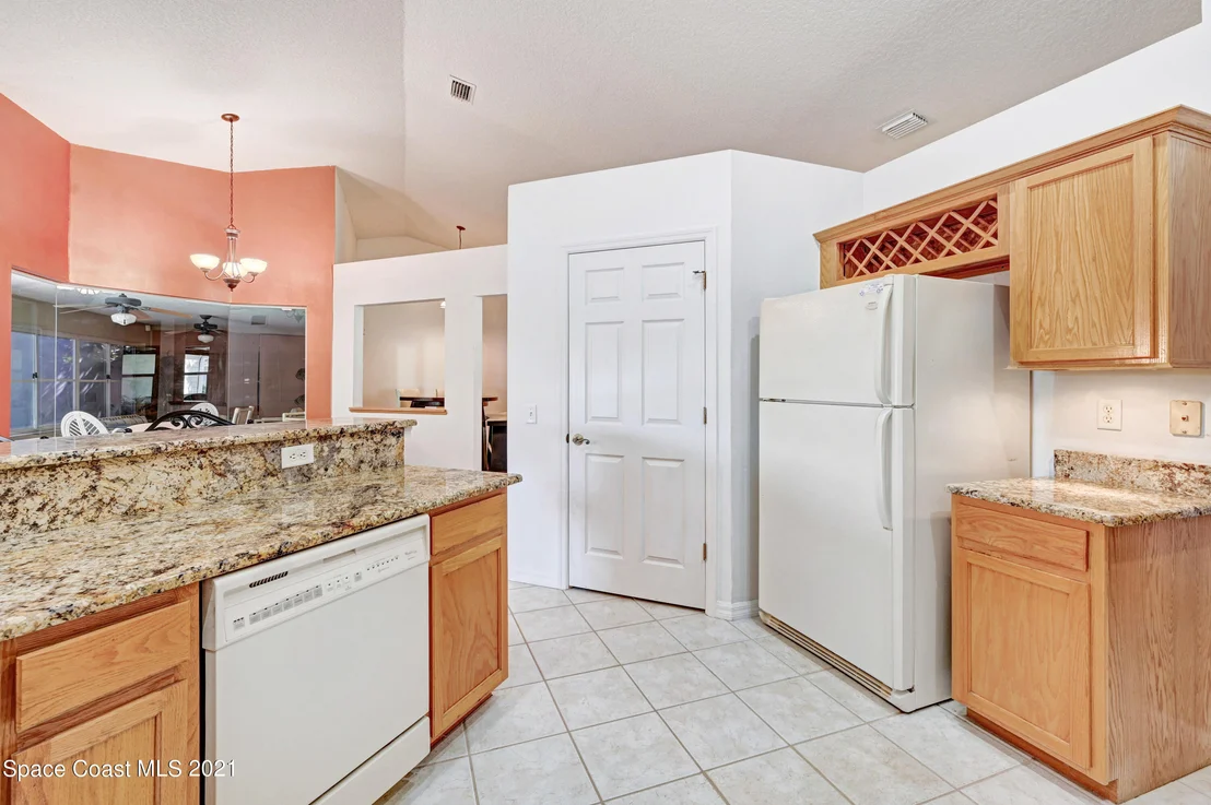 Photo of 863 Brookview Lane