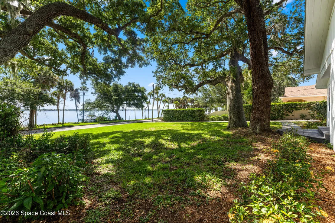 Photo of 1001 N Indian River Drive