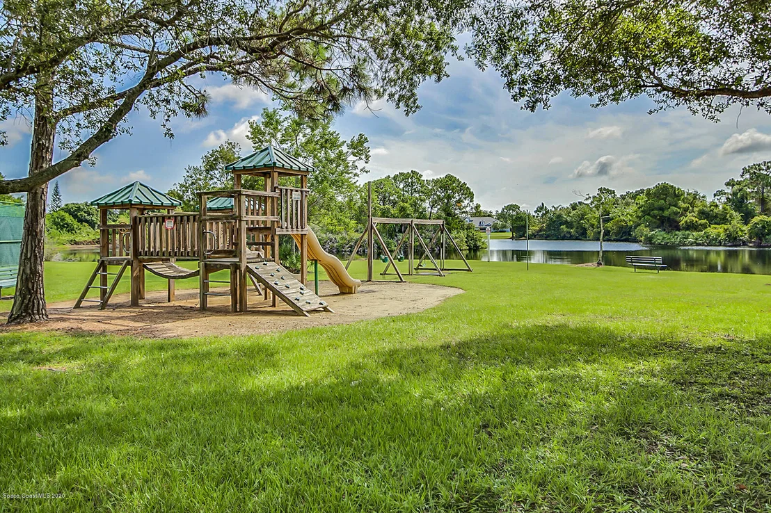 Photo of 4435 Canard Road