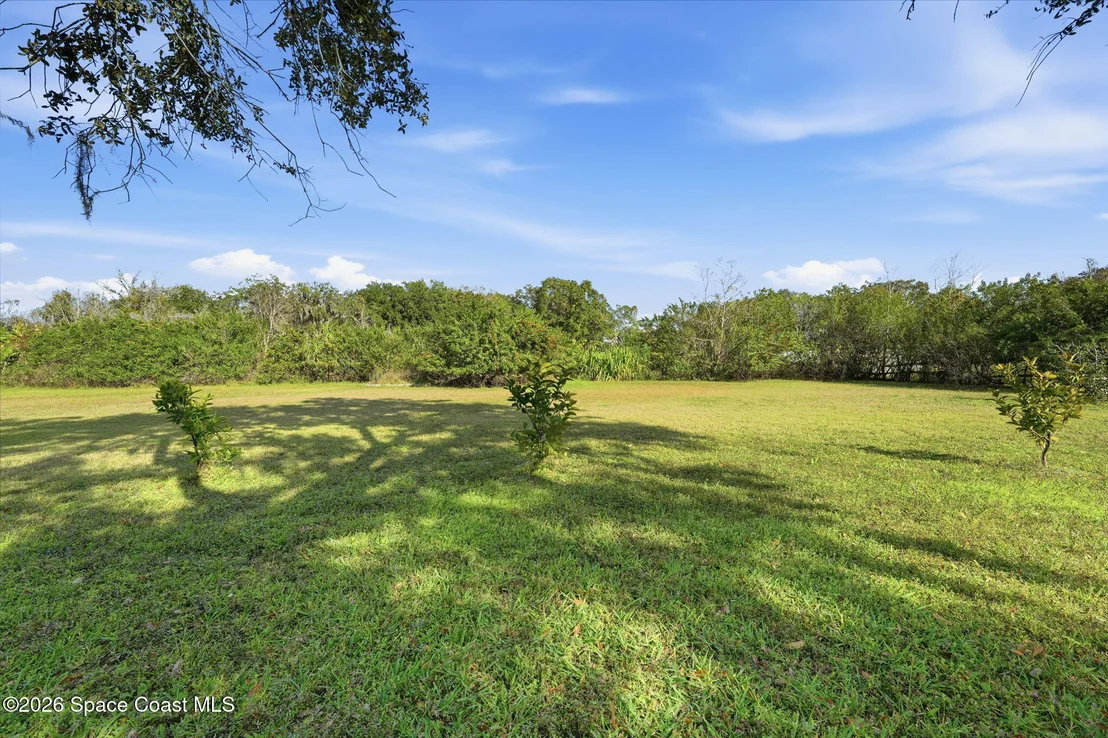 Photo of 1225 War Eagle Boulevard