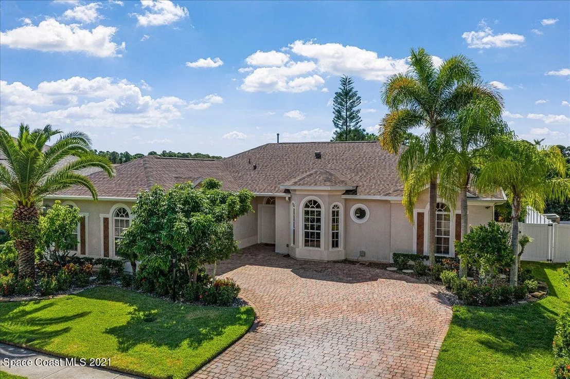 Photo of 293 Pebble Hill Way