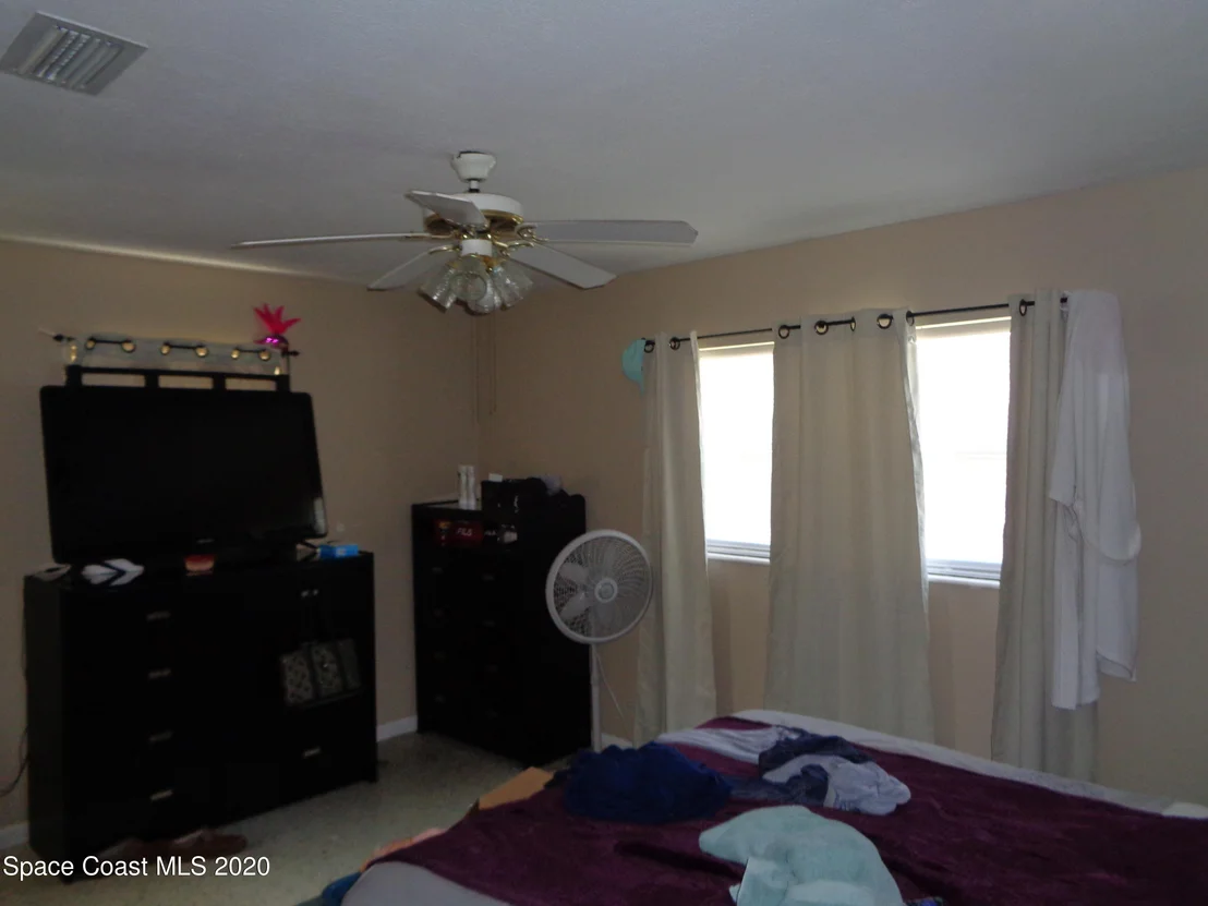 Photo of 1491 Birch Street