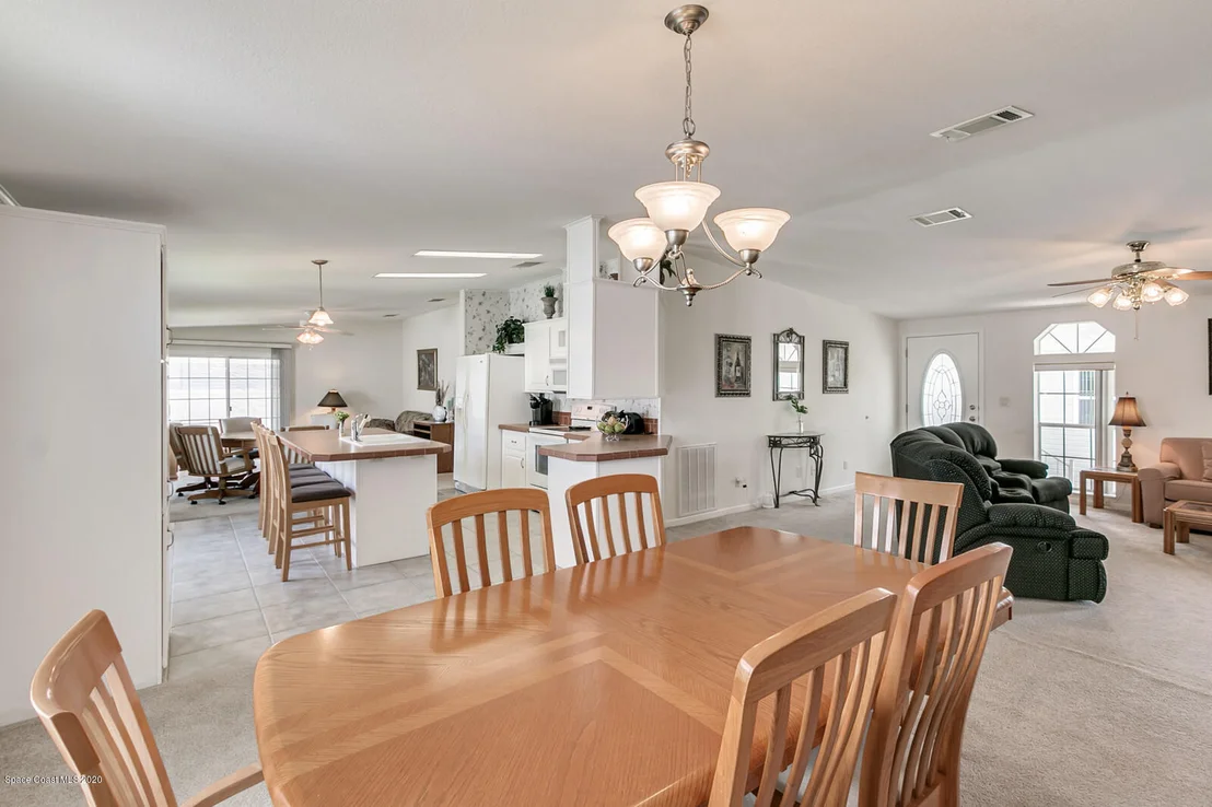 Photo of Unit 117 at 715 Outer Drive