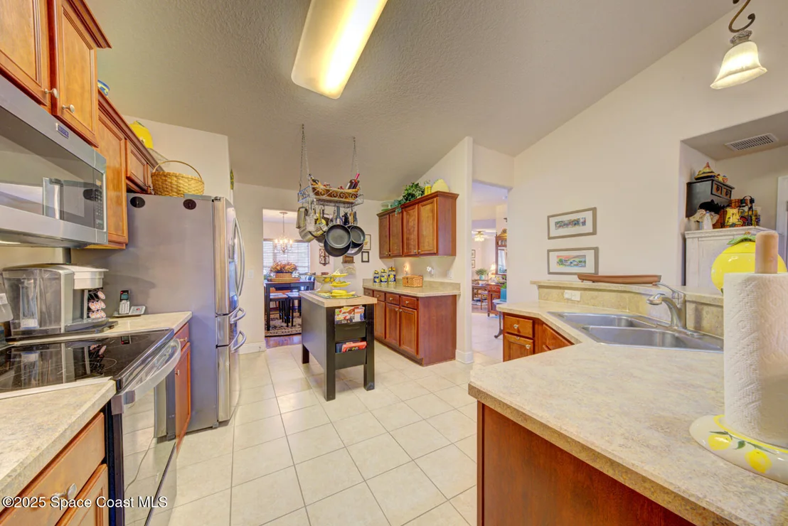 Photo of 1815 Botanica Circle