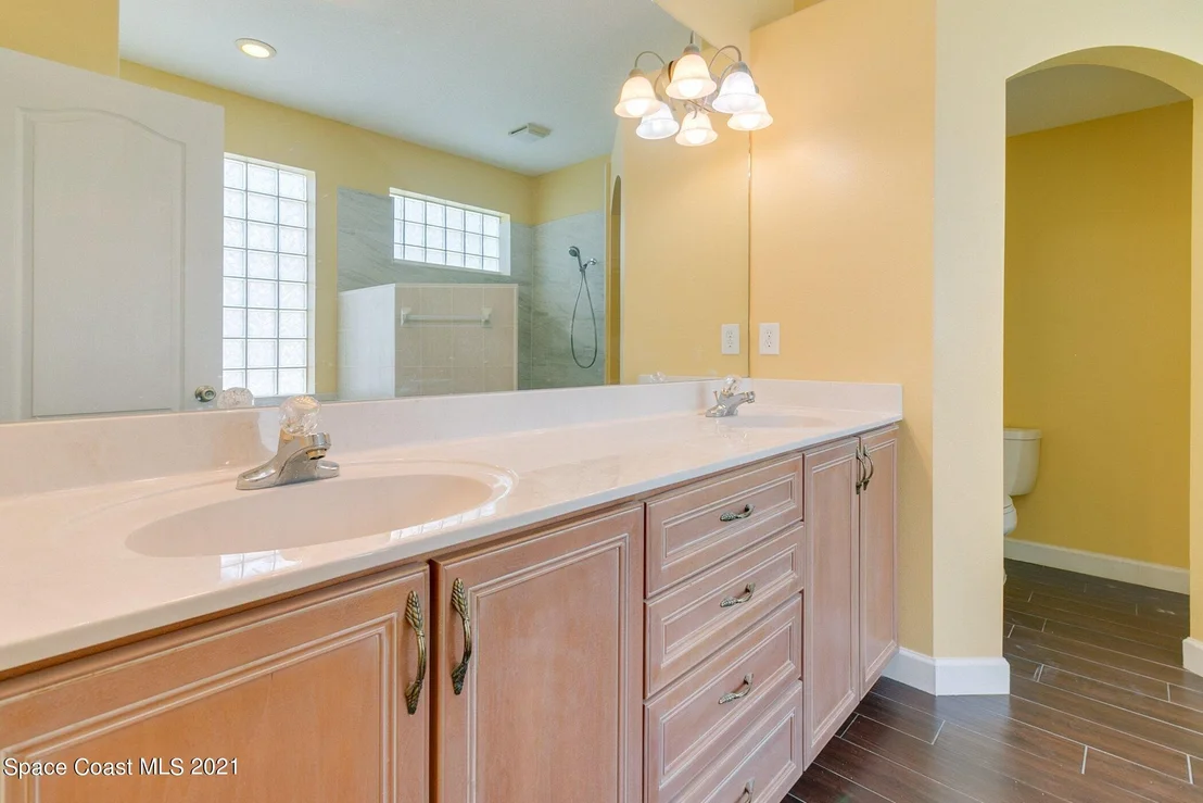 Photo of 8203 Simpkins Way