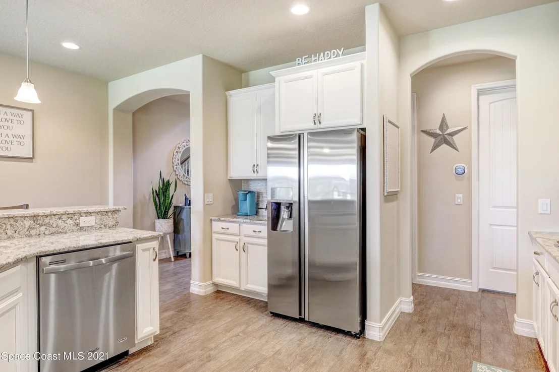 Photo of 1342 Lemur Lane