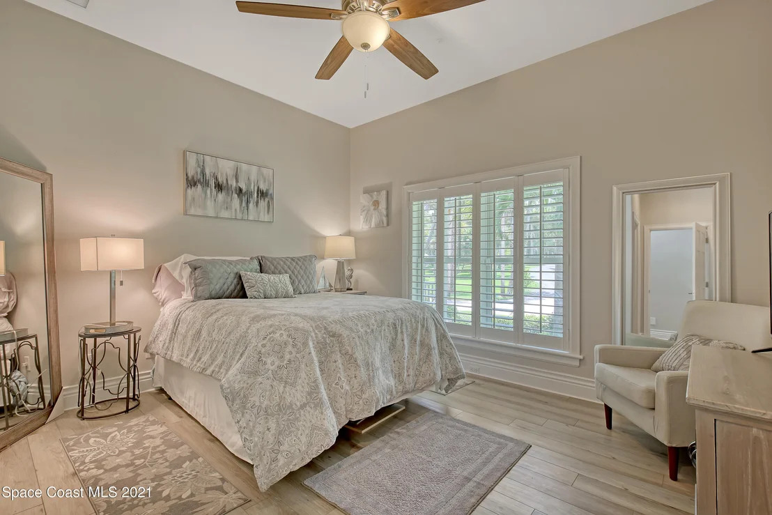 Photo of 1913 Pineapple Avenue