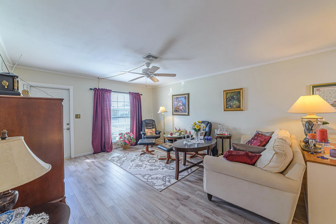 Photo of 1023 Eyerly Lane NE